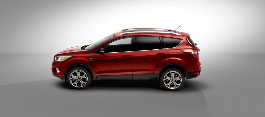  Ford Escape Titanium 2016 года  (фото 11 из 28)